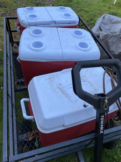 Rubbermaid Storage Cooler