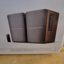EDIFIER R128ODB BOOKSHELF SPEAKERS (Brand New)