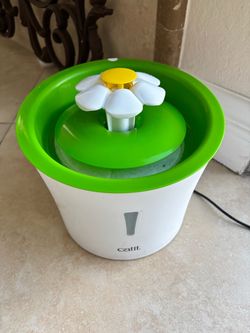 Cat Flower Pet Water Fountain