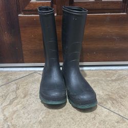 Rain Boots Size 7 