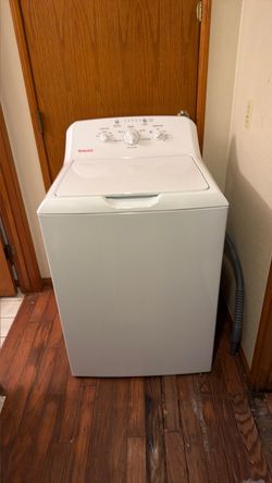 Hotpoint washer and gas dryer