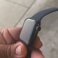Apple Watch Series 8