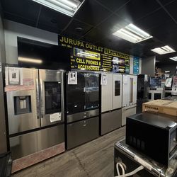 Samsung, LG, Cafe & More Refrigerators! (Take It Home In Payments/ llévatelo a casa en pagos)