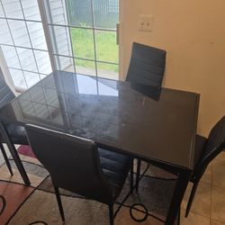 Dinning Table