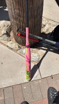 Axe Disturbance softball bat