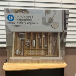 Expandable Cutlery Organizer