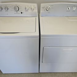 KENMORE WASHER AND DRYER SET