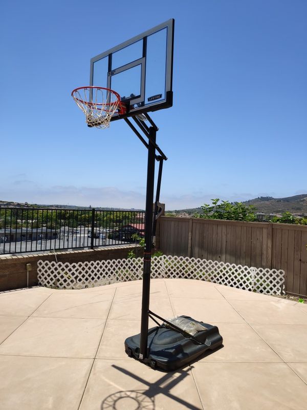 PendingLifetime 52" outdoor basketball hoop with stand for Sale in San