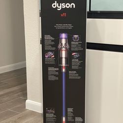 Dyson V11 Cordless Vacuum 