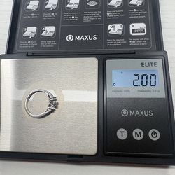 10k gold and diamond ring