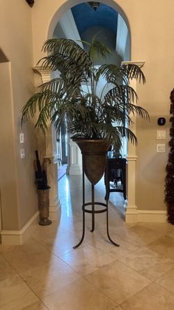 Stunning large clay planter on iron stand
