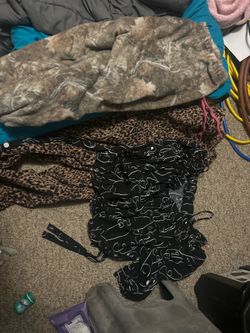 Bags of clothes at least 4 bags