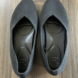 A New Day Women’s Shoes Black Color Size 8 Flat Nice And Comfortable.