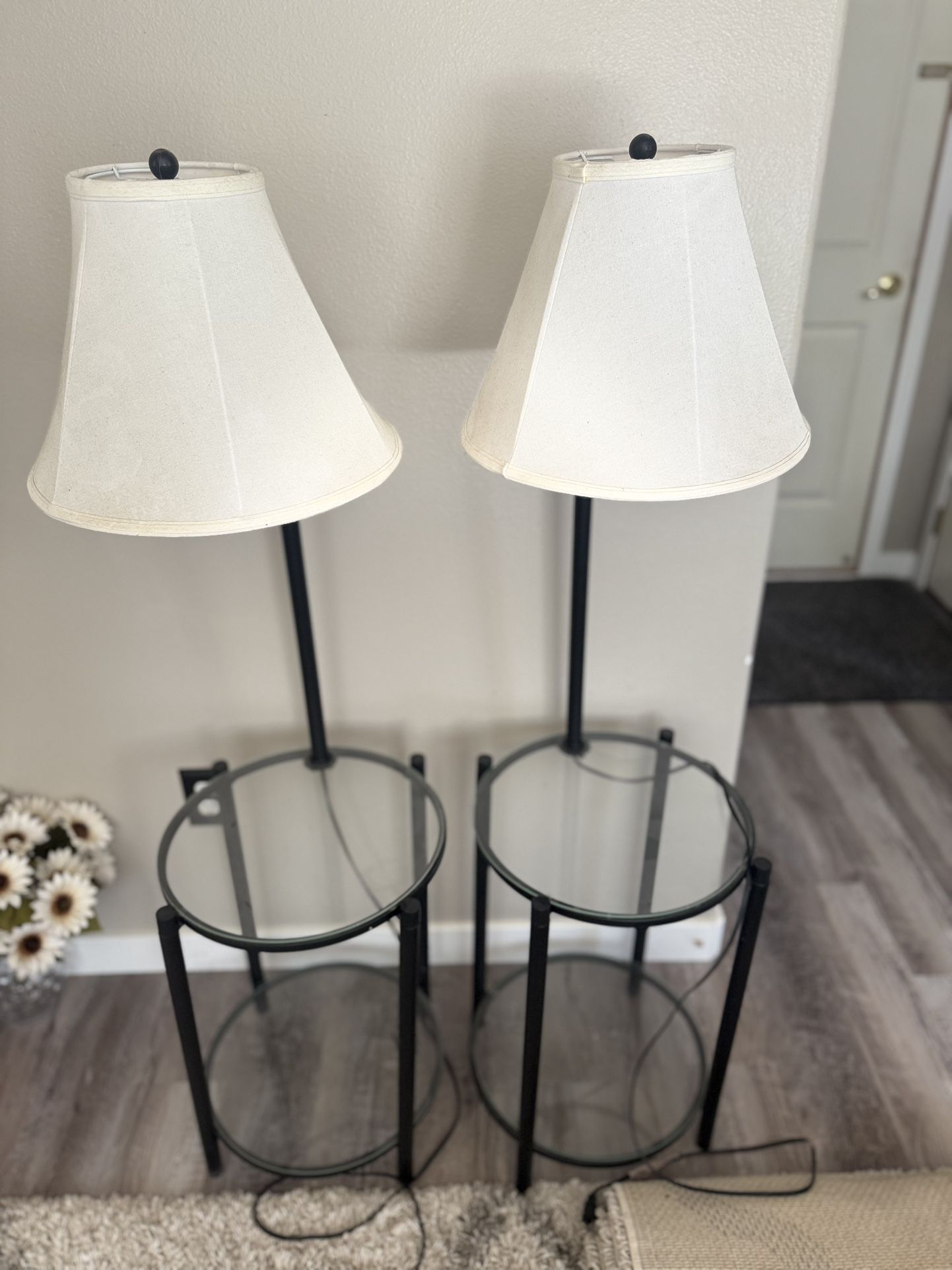 2 End Tables With Working Lamp