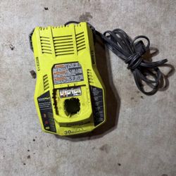 Ryobi Charger 