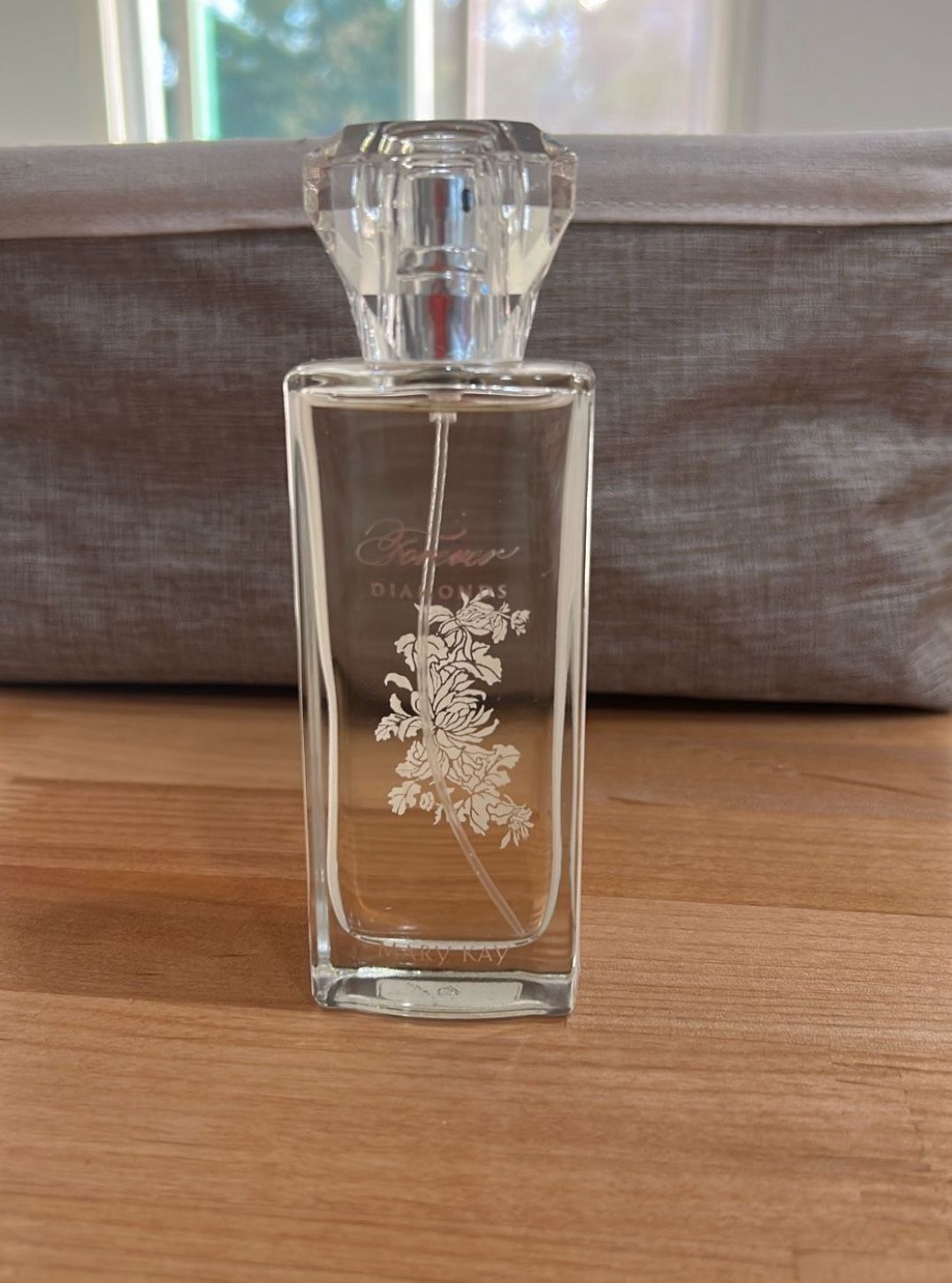 Forever Diamonds Perfume (Mary Kay)