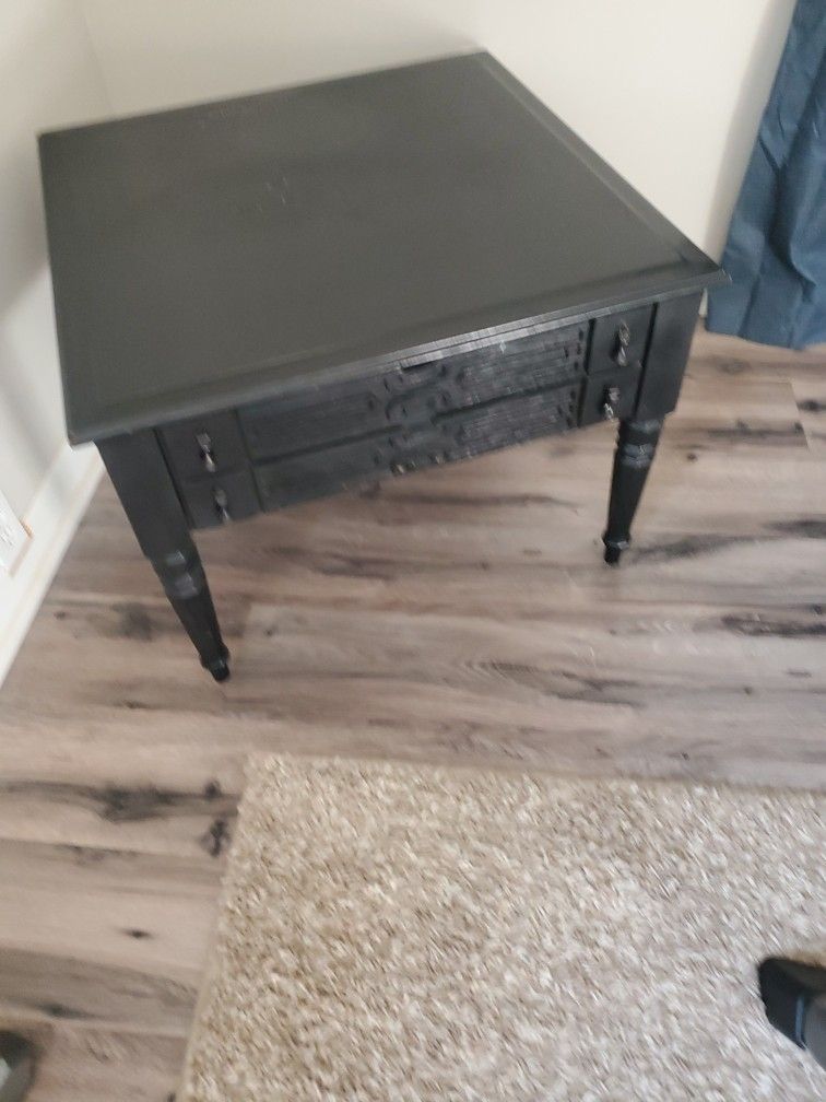 End/table Coffee Table