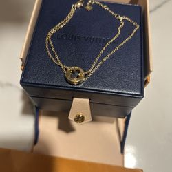 18k Gold Louis Vuitton Empriente Chain Bracelet 