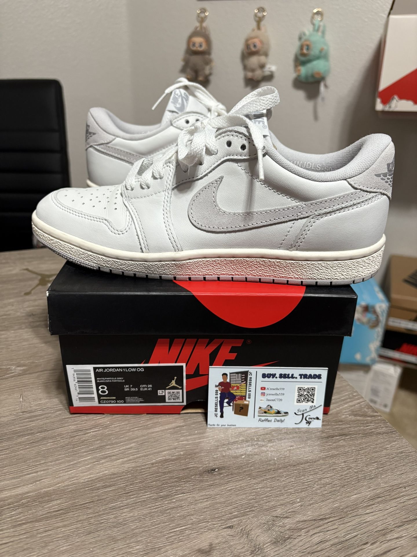Size 8 mens - Air Jordan 1 Low OG Neutral Grey 2021/2024 White