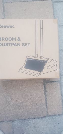 Zeawec broom dust pan$25