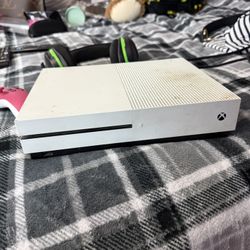 Xbox One S 1TB