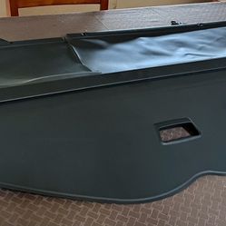 Nissan Retractable Cargo Cover 2009-2014
