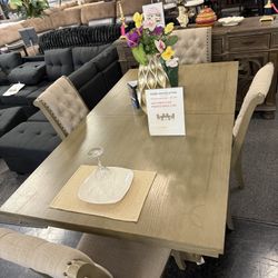 5 Pc Table Set Ready To Go Today 