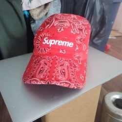 Supreme Hat