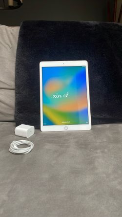 iPad 9 32gb . Excellent condition. Great deal!