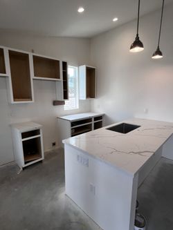 Island / Sink