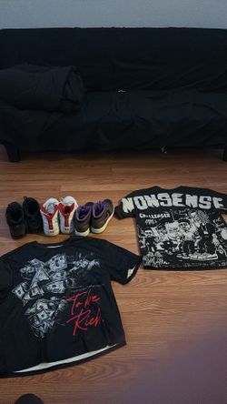 graphic tee and shoes