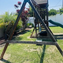 Swing Set for the outdoor 