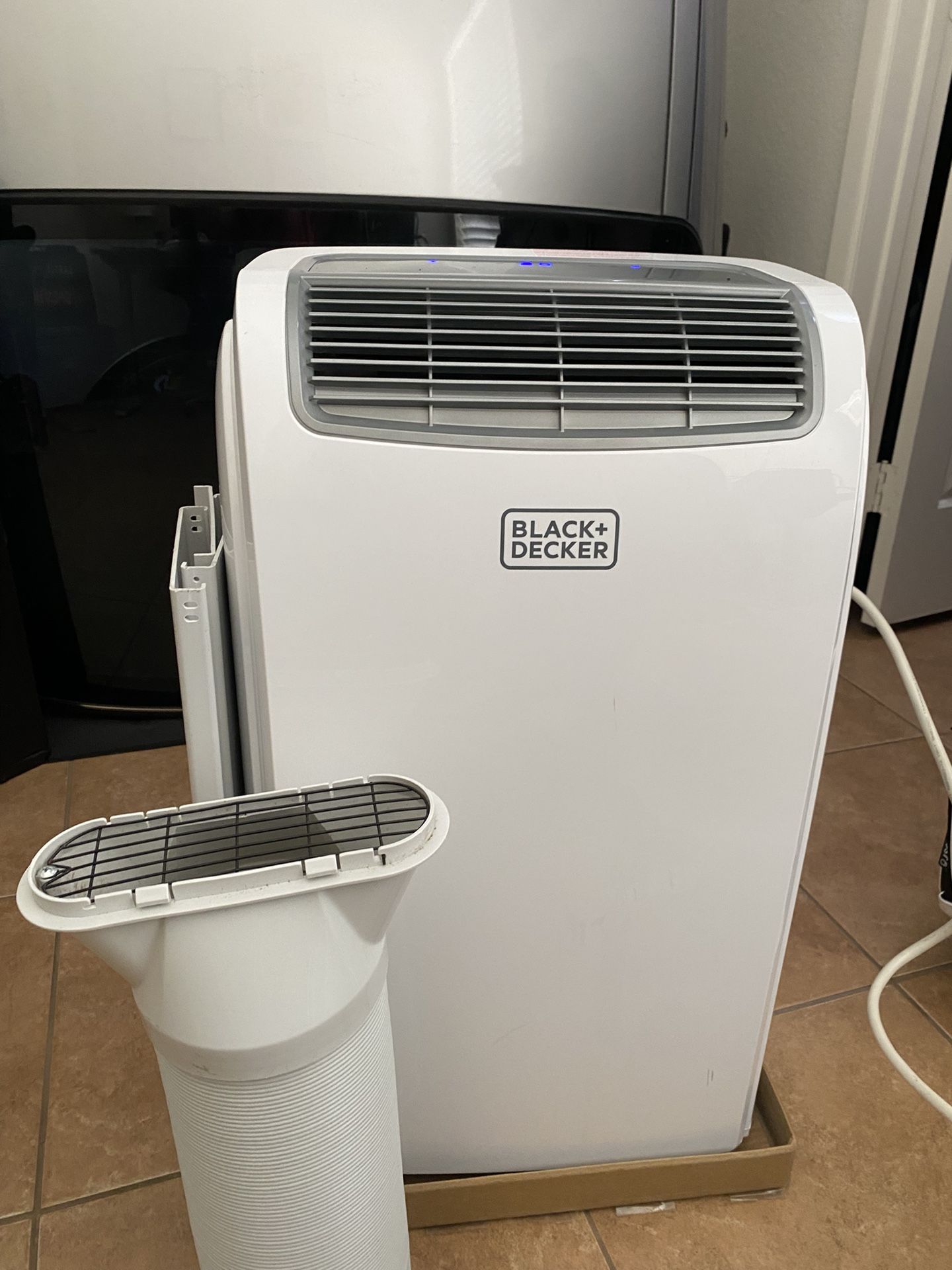 Black And Decker AC Unit