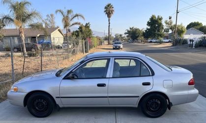 Corolla 2000