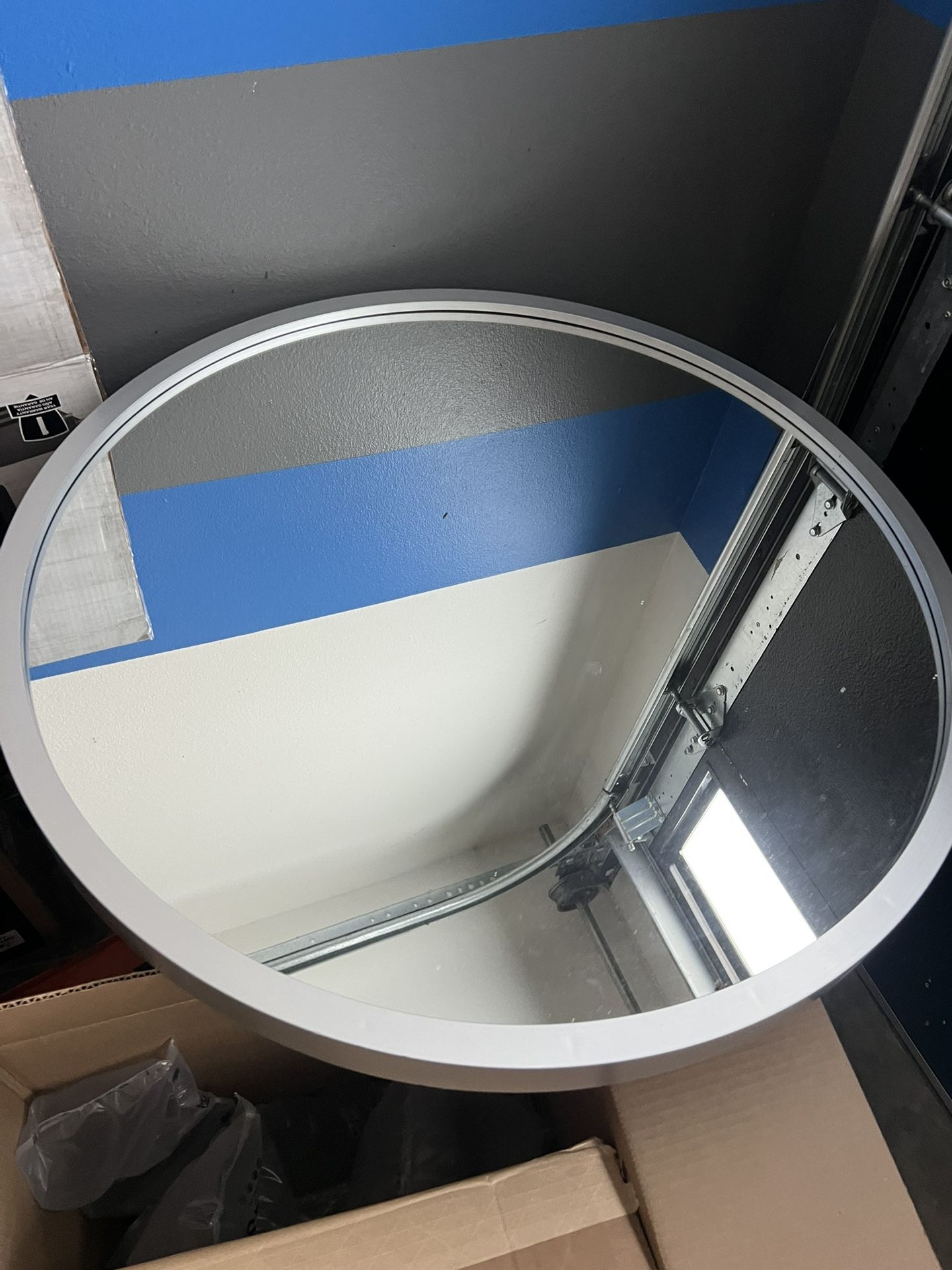 Circle Mirror
