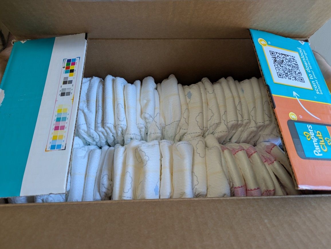 55 Size 4 Diapers In A Box