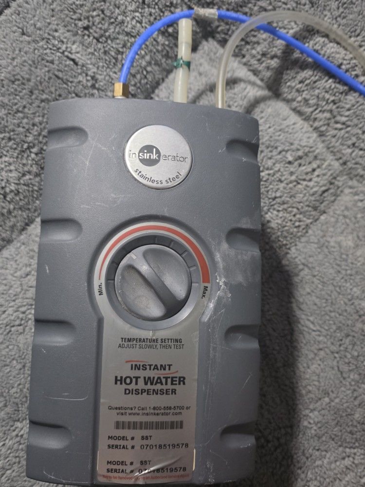 💧 InSinkErator Instant Hot Water Dispenser Tank – Model SST – 750W Stainless Steel 🔥 (No Faucet Included)