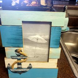 Anchor Beachy Frame
