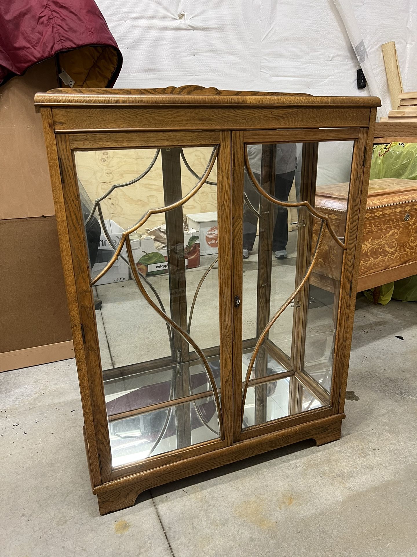 China Cabinet Mirror Back And 2 Glass Shelves