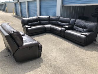 Power Reclining Sectional Couches