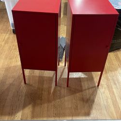Metal Dresser And 2 Sides