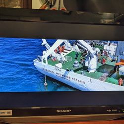 Sharp 19" TV DVD Player 