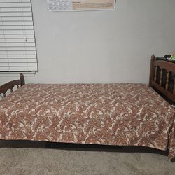 Twin Bed Frame With Matress 
