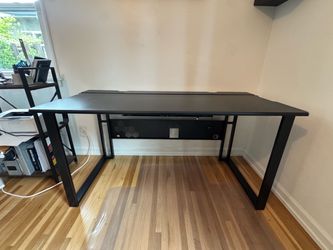 Work desk