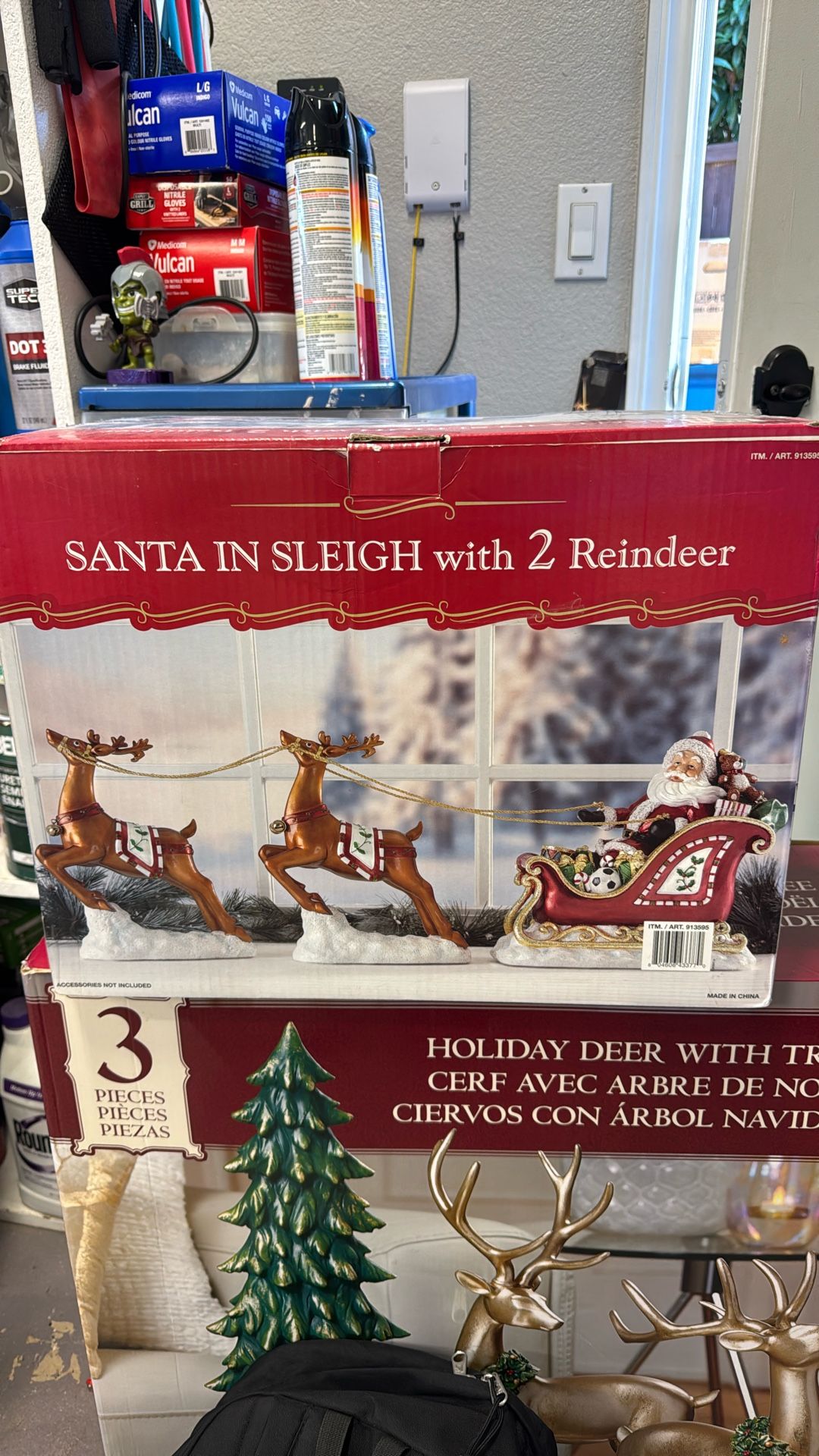 Santa And Sleigh Decor 