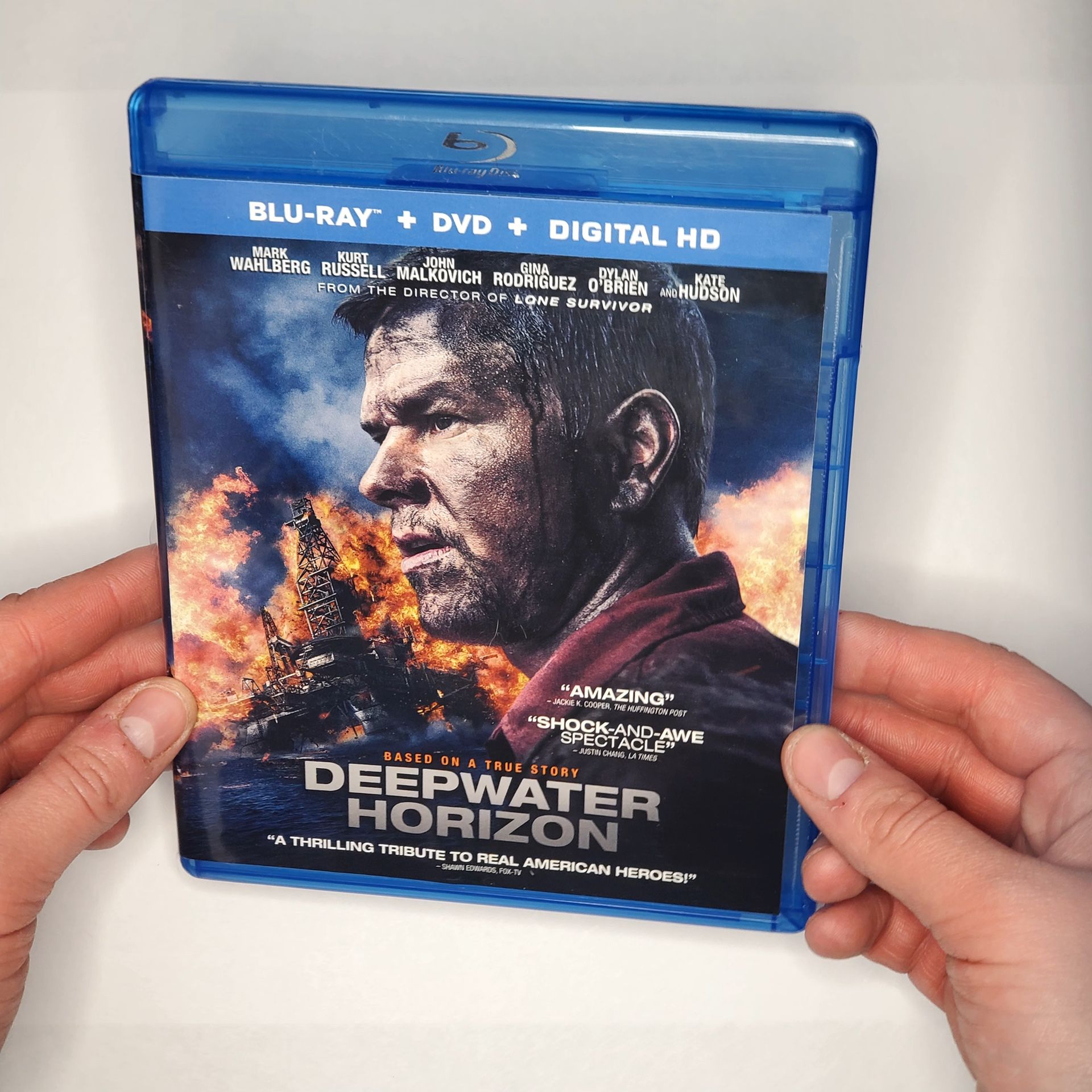 Deepwater Horizon (Blu-ray + DVD) • Mark Wahlberg • LIKE NEW •