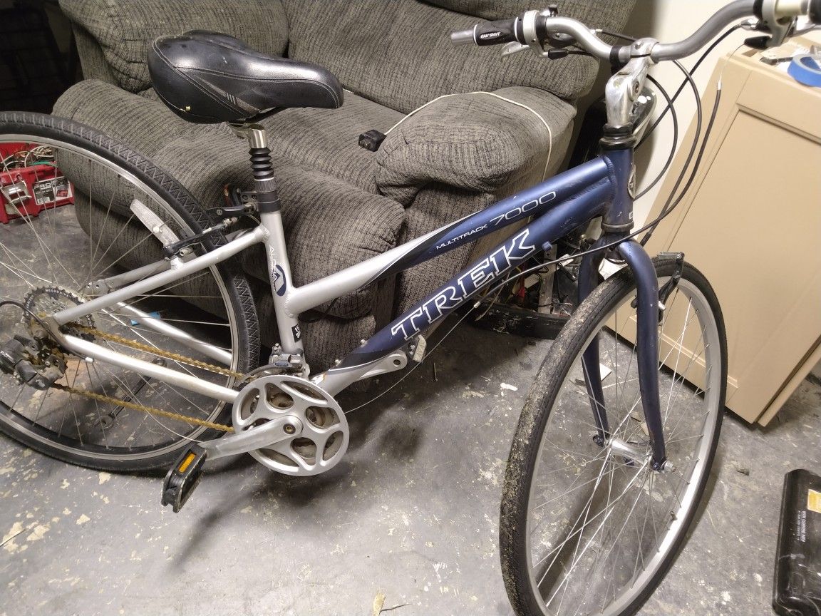 Trek 7000 Bicycle MultiTrack 15"/38cm
