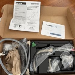 Moen Findlay 8 in Widespread Bathroom Faucet, spot resist Brushed Nickel