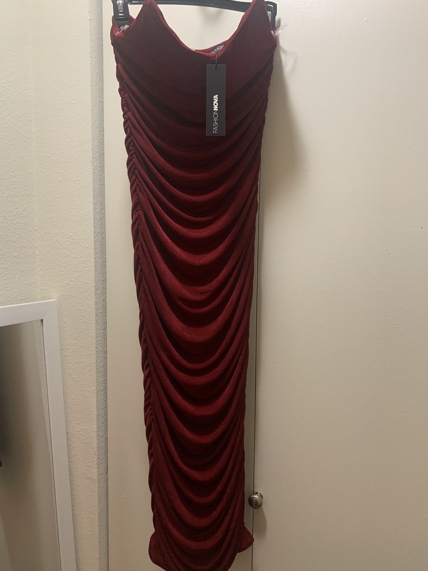 Women Burgundy Dress PL  6/7