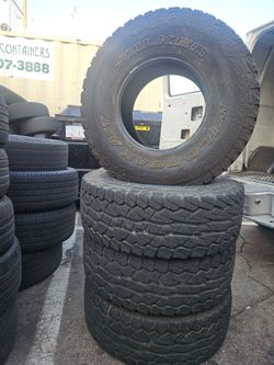32 11.50 15LT Falken Tires (set)